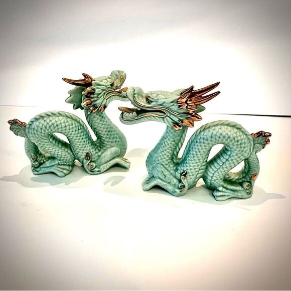 ♥️ Ceramic Dragon Figurines with Gold Accents - Picture 11 of 11